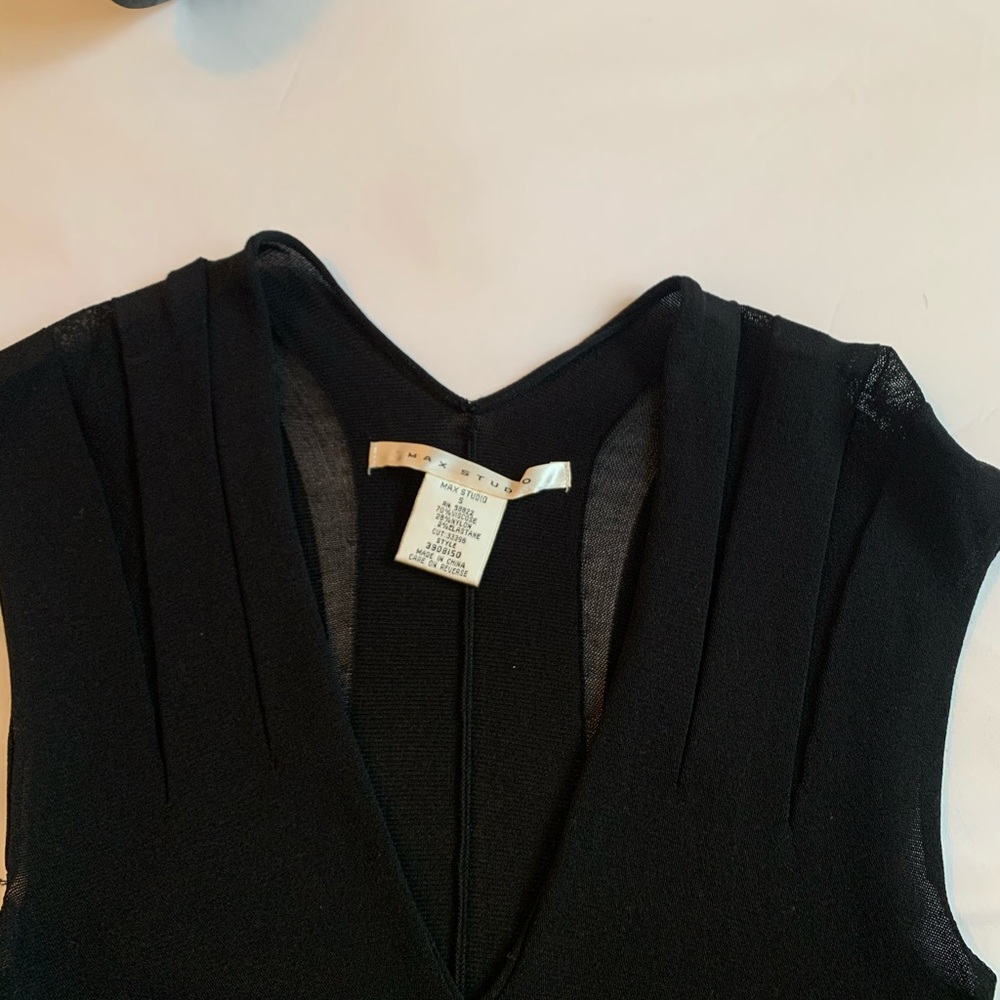Little Black Dress - Picture 5 of 9
